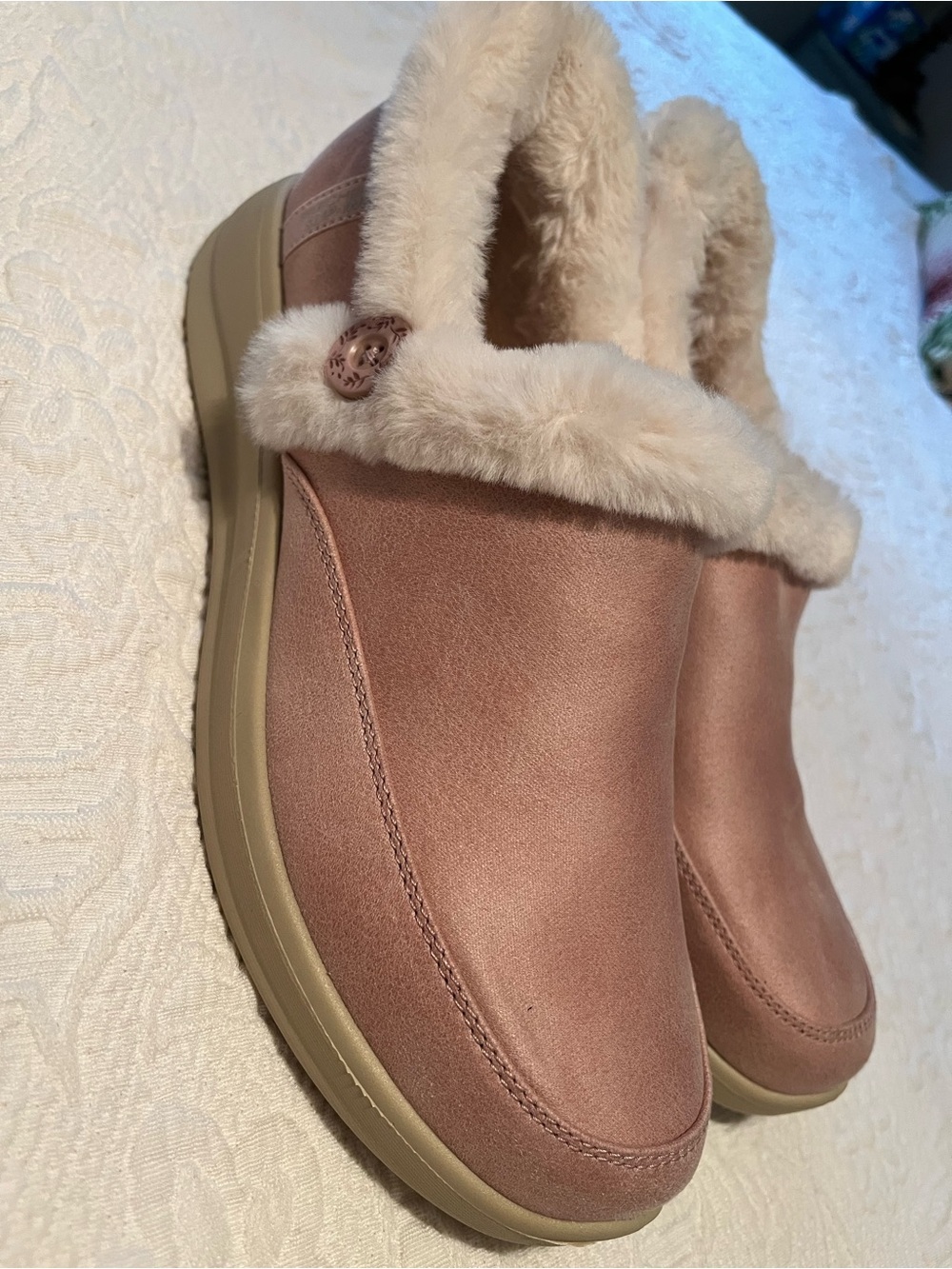 Skechers Slip-Ins Cozy Faux Fur Lined Platform Slippers Pink Size 9